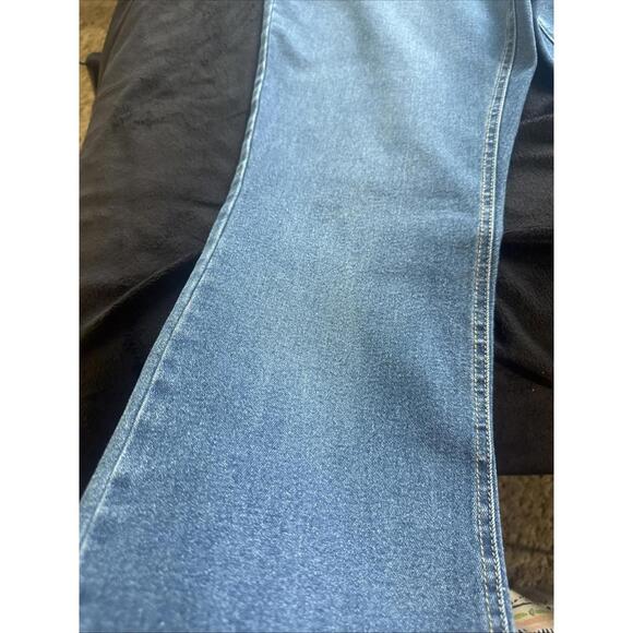 Women’s Size 12‎ Denim Blue Jeans Mid Rise Boot Cut By True Craft - Picture 4 of 13